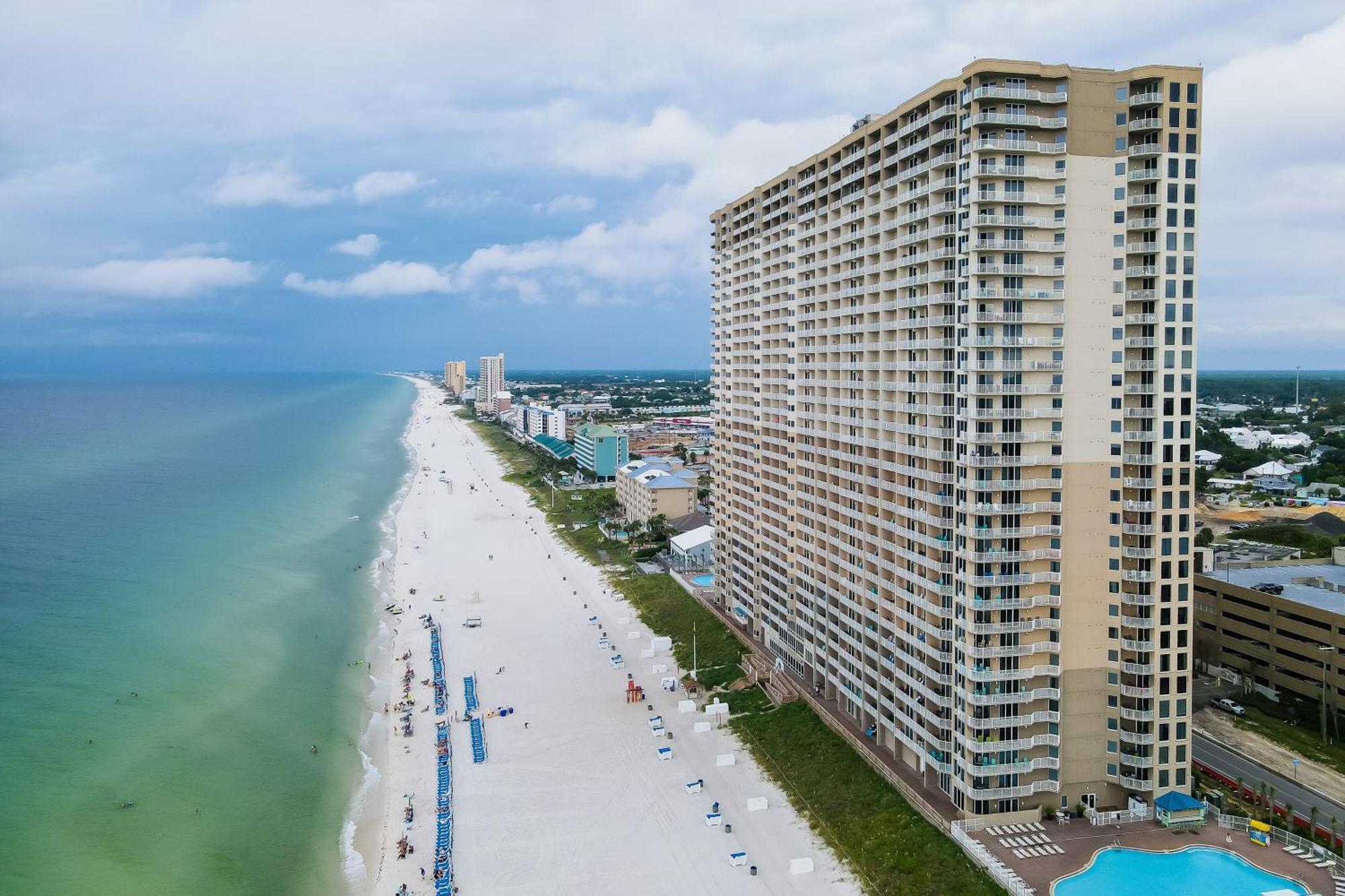 Tidewater Apartment *